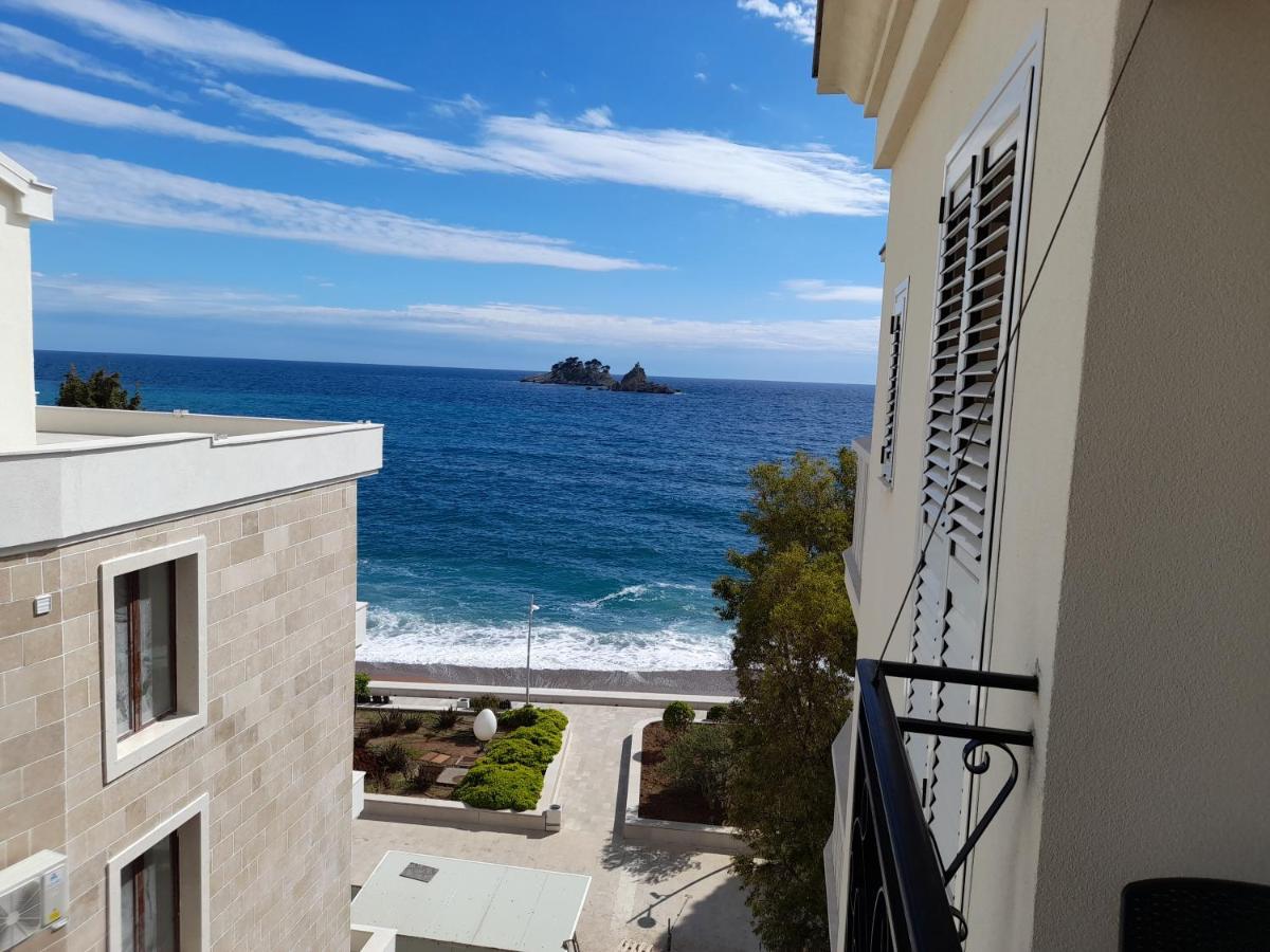 Luxbeachfront Petrovac Exterior photo